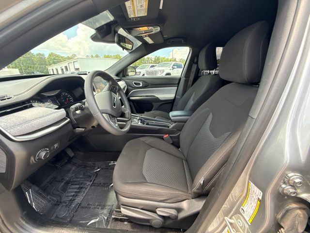 2024 Jeep Compass Sport:46906A