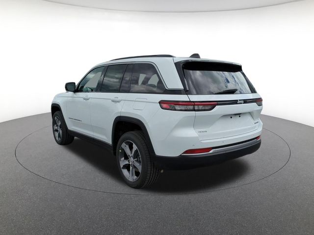 new 2026 Jeep Grand Cherokee car, priced at $42,650