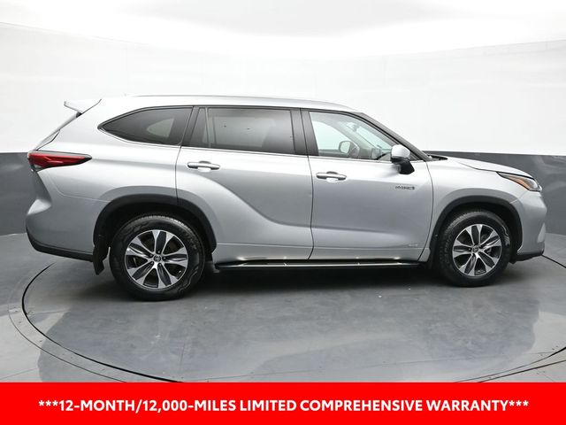 2021 Toyota Highlander Hybrid XLE 8