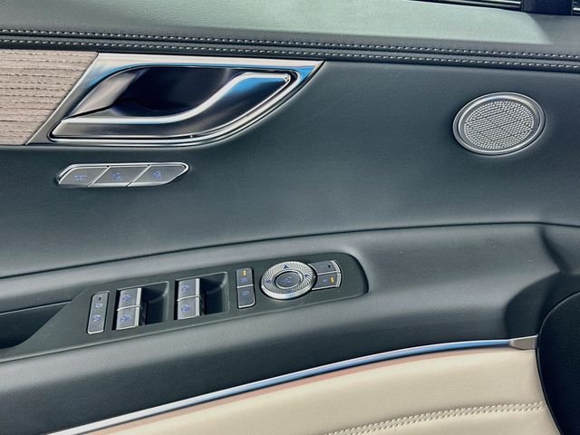 Thumbnail: 2027 Genesis GV80 - 20