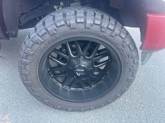 Used 2022 Red Ford XLT image 9