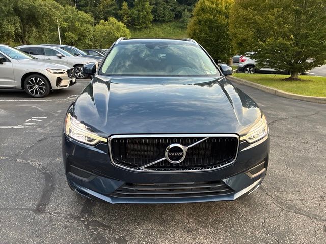 Used 2020  Volvo T6 Momentum image 8