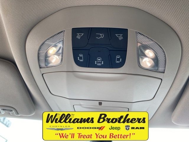 2024 Chrysler Pacifica Touring L - Silver Mist Clearcoat exterior view 17