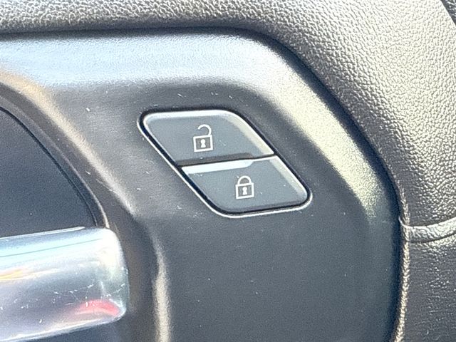 Used 2020 Red Chevrolet RST image 19