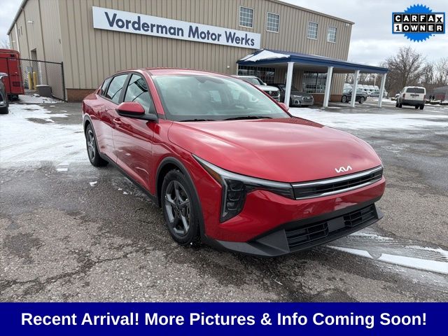 2025 Kia K4 LXS FWD
