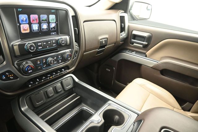 Used 2016 White Chevrolet LTZ image 29