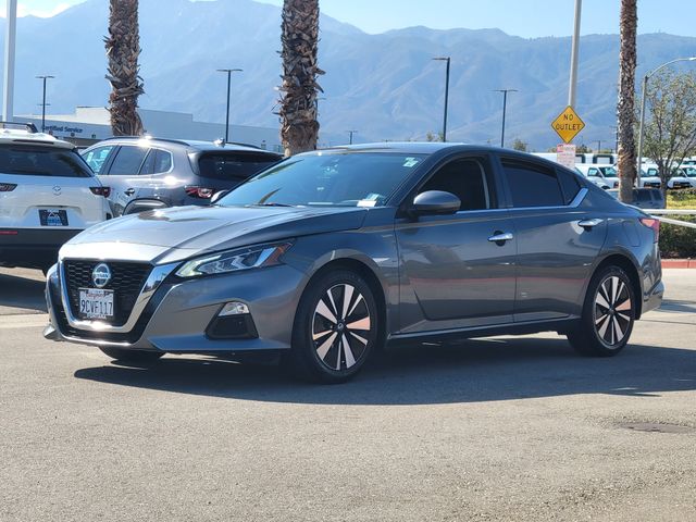 Used 2022 Nissan Altima SV with VIN 1N4BL4DV6NN396593 for sale in Fontana, CA