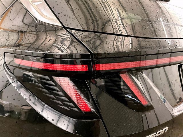 2022 Hyundai Tucson Hybrid SEL Convenience Black at Bob Ruth Ford