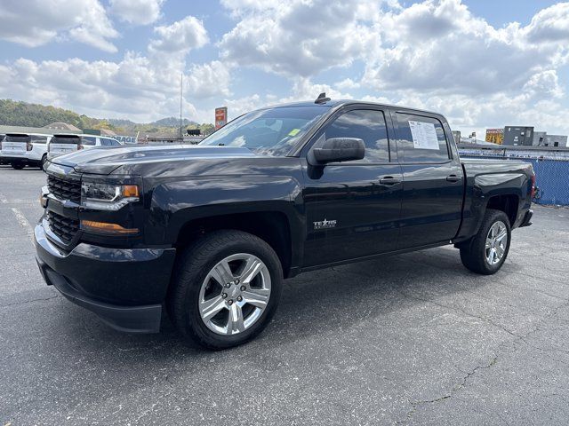 2018 Chevrolet Silverado 1500 Custom Crew Cab 4WD