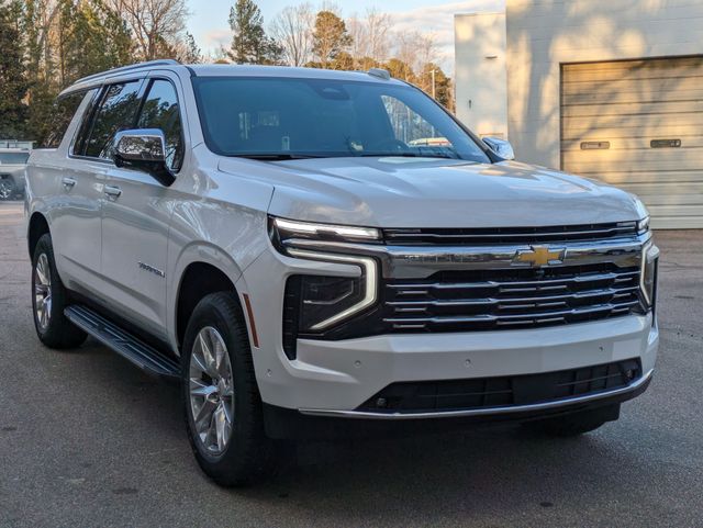 2025 Chevrolet Suburban Premier photo