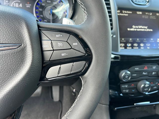 Used 2022 Chrysler 300 Sedan