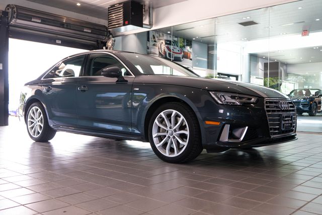 2019 Audi A4 quattro Premium Plus 45 TFSI