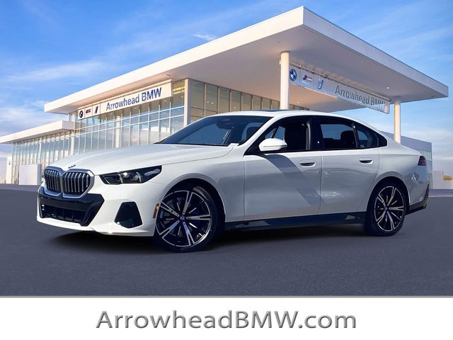 2025 BMW 5 Series 530i RWD