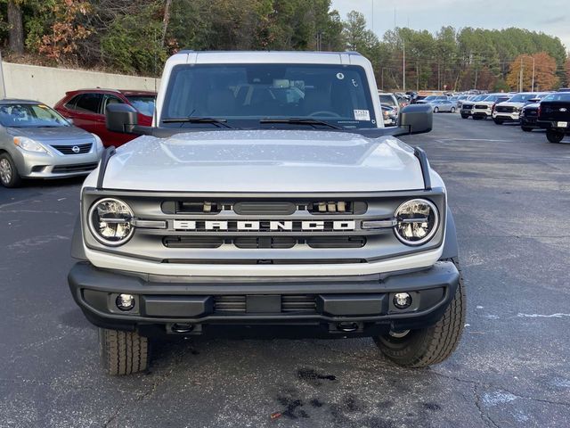 2024 Ford Bronco Outer Banks 8