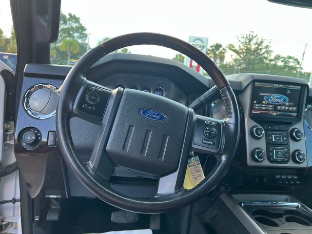 2014 White Platinum Clearcoat Metallic Ford F-250SD Platinum 4X4 Truck