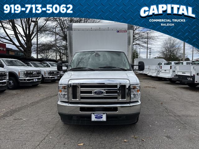 2025 Ford E-350 photo 3