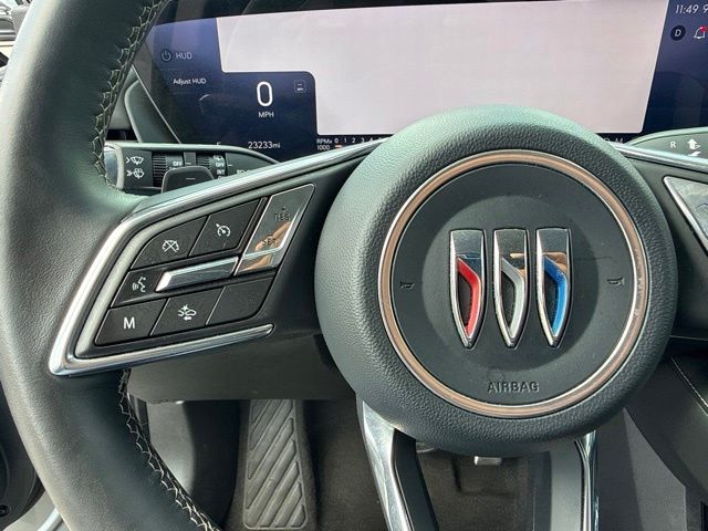 Used 2025 Buick Envision SUV