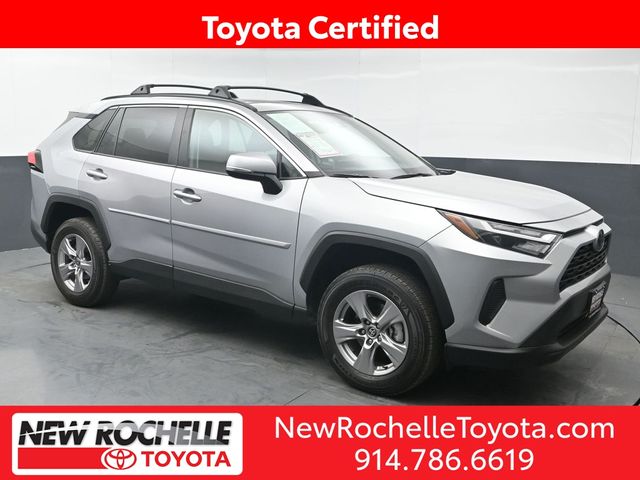 2025 Toyota RAV4 XLE FWD