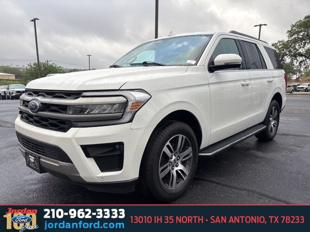 Used Car 2023 Ford Expedition  Xlt For Sale Under $50,000 In San Antonio, Texas
