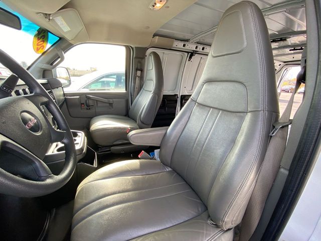 2022 GMC Savana 2500 Work Van 17