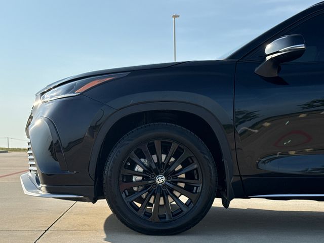 Used 2023 Toyota Highlander SUV