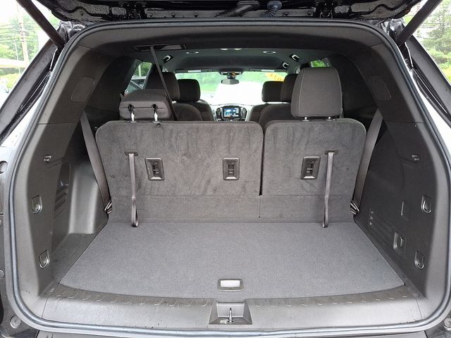 2023 Chevrolet Traverse LT photo