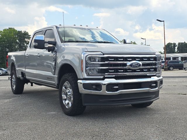 2023 Ford F-350SD Lariat:45555A
