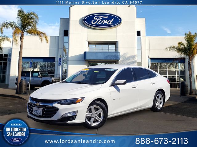 Summit White 2022 Chevrolet Malibu Sedan Front-Wheel Drive Continuously Variable Transmission