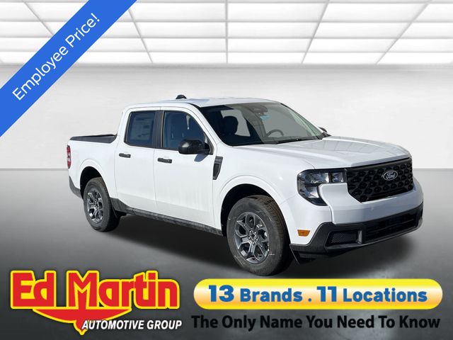 Oxford White 2025 Ford Maverick XLT SuperCrew AWD Pickup Truck All-Wheel Drive Continuously Variable Transmission