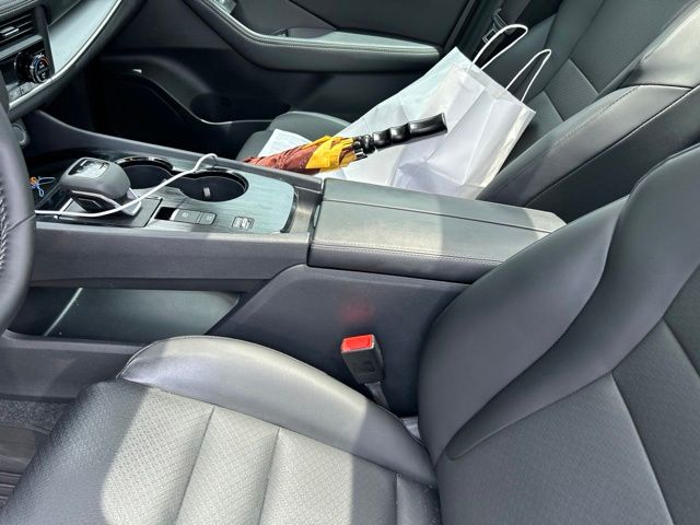 Used 2026 White Nissan Dark Armor image 18