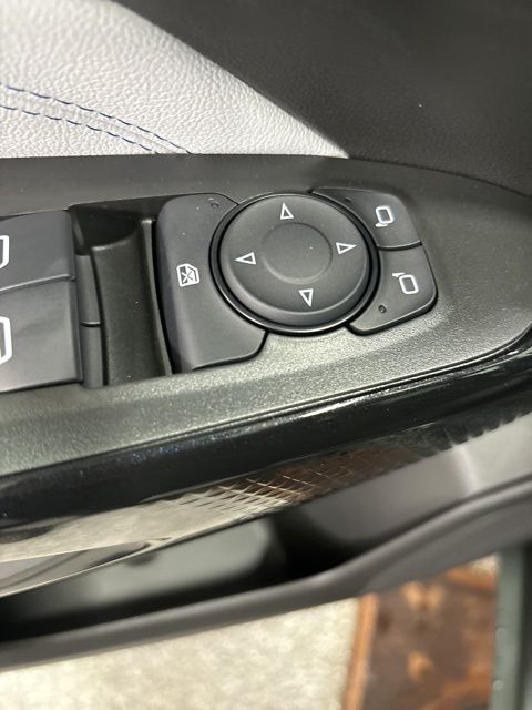2025 Chevrolet Trax LT photo