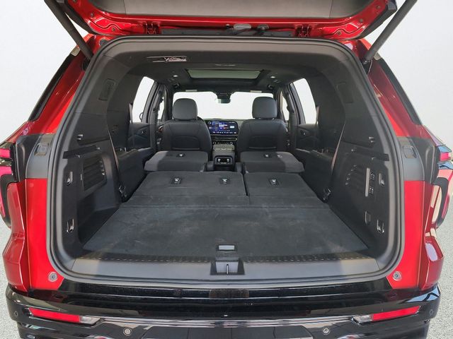 Used 2024 Chevrolet Traverse SUV