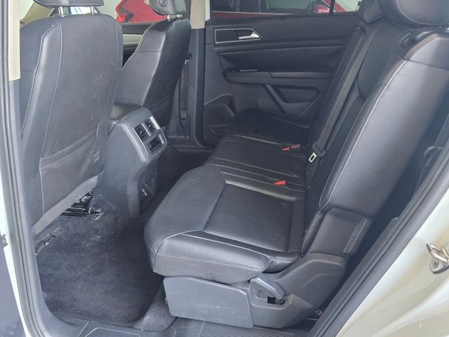 Used 2018  Volkswagen 3.6L V6 SE image 17