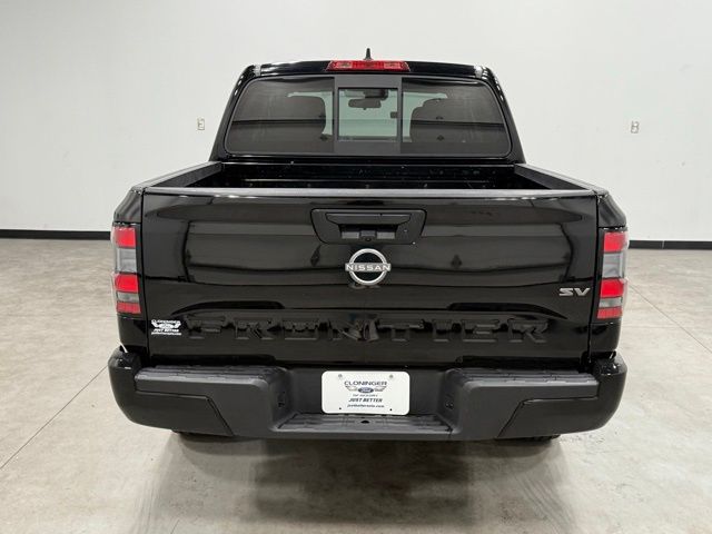 2022 Nissan Frontier SV photo