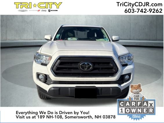 2020 Toyota Tacoma SR5 photo 2
