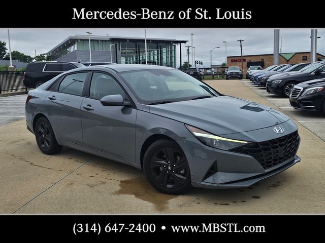 Electric Shadow 2022 Hyundai Elantra Sedan Front-Wheel Drive Continuously Variable Transmission