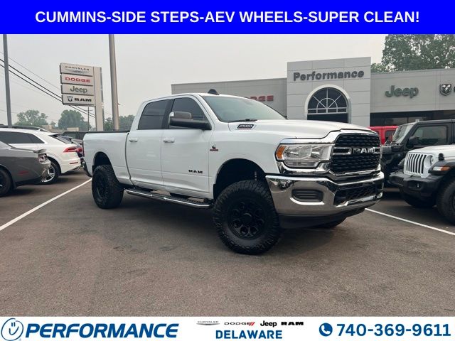 Bright White Clearcoat 2022 RAM 2500 Pickup Truck Four-Wheel Drive 6-Speed Automatic