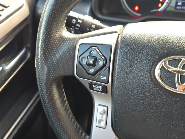 2017 Toyota 4Runner SR5:169086A