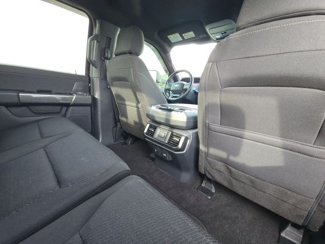 2022 Ford F-150 XLT:B02121