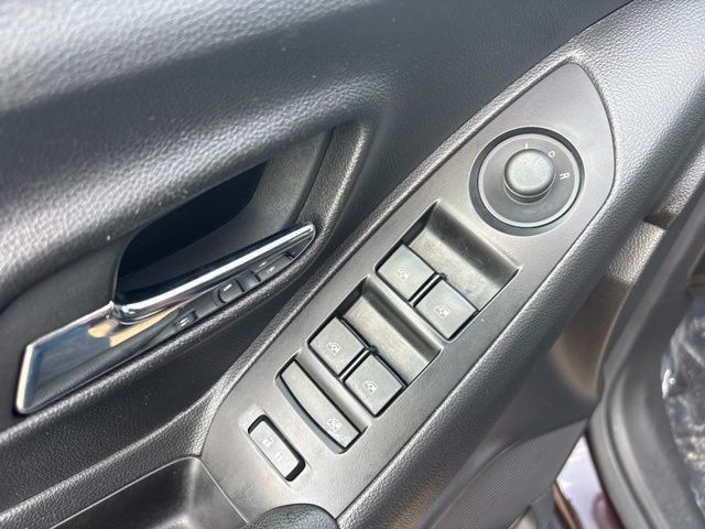 Used 2022 Chevrolet Trax SUV