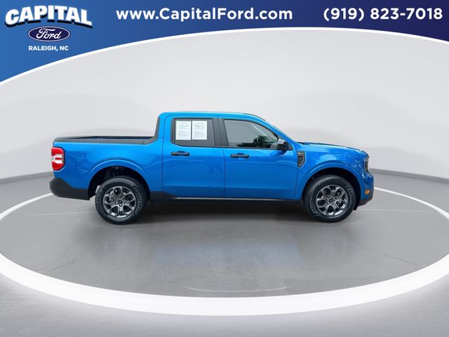 Used 2025 Blue Ford XLT image 9