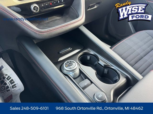 2025 Ford Explorer ST-Line AWD