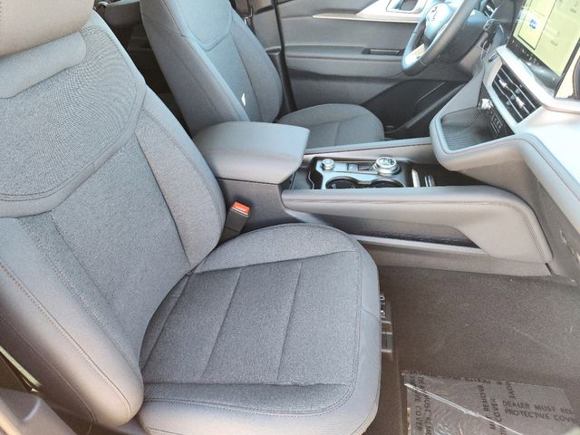 2025 Ford Explorer Active photo