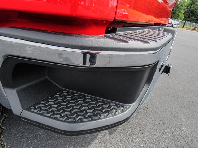 2026 GMC Sierra 1500 SLE:44225