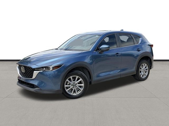 2023 Mazda CX-5 S Preferred package Auto AWD's photo