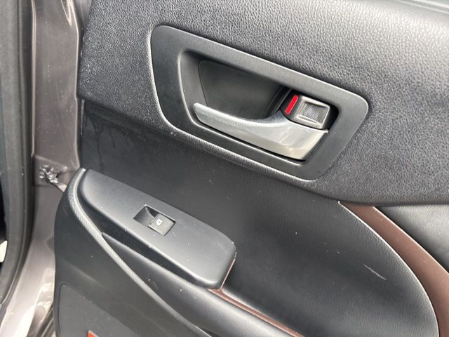 used 2015 Toyota Highlander car, priced at $15,999