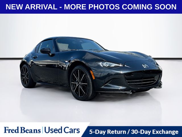 Jet Black Mica 2025 Mazda MX-5 Miata Convertible Rear-Wheel Drive 6-Speed Automatic
