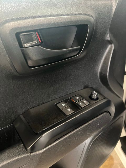2021 Toyota Tacoma SR photo