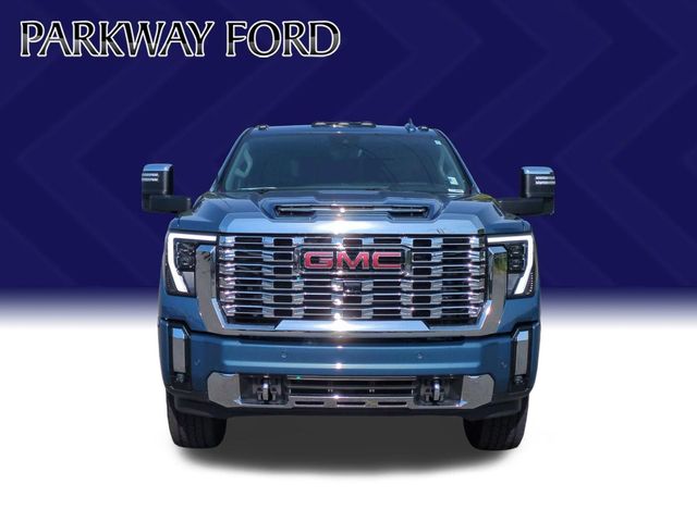 Used 2024 Blue GMC Denali image 8