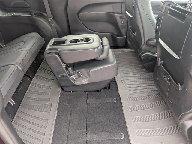 2019 Chrysler Pacifica - Image 33